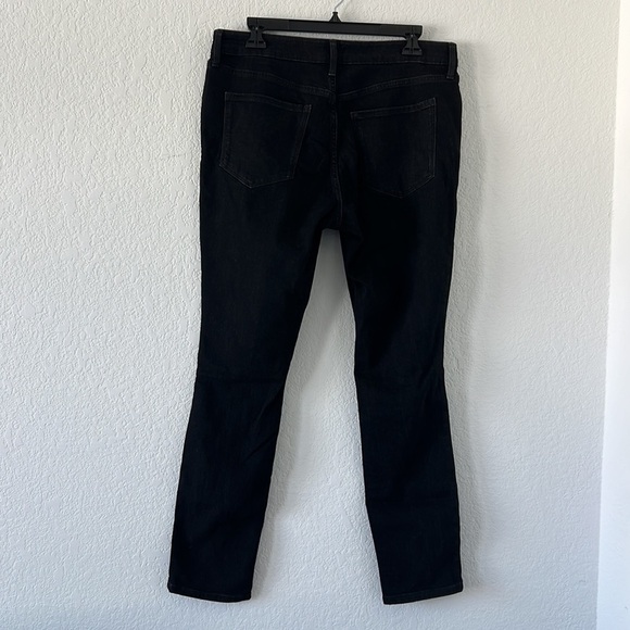 NWT Old Navy Black-Wash Ripped Skinny Jeans ✨ - Picture 4 of 4
